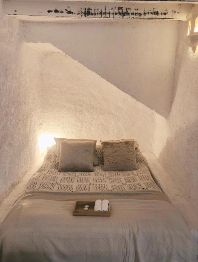 Апартаменти Arya'S Nest Міхас Екстер'єр фото